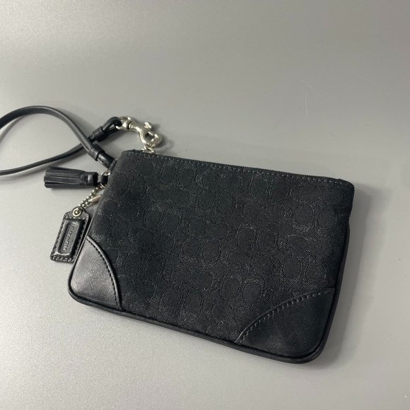New Coach Black Sparkly Signature Canvas Wristlet - Picture 1 of 10